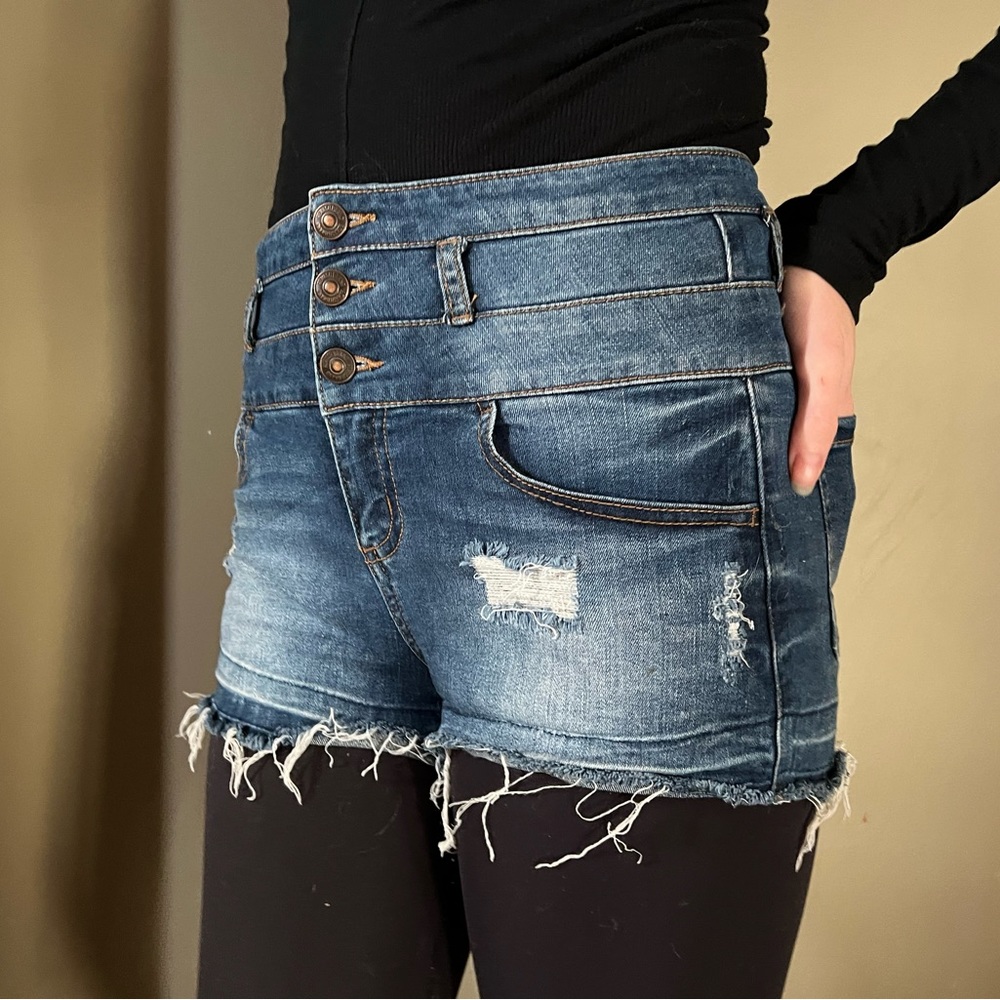 Rewash jean shorts, size 7/28, color blue